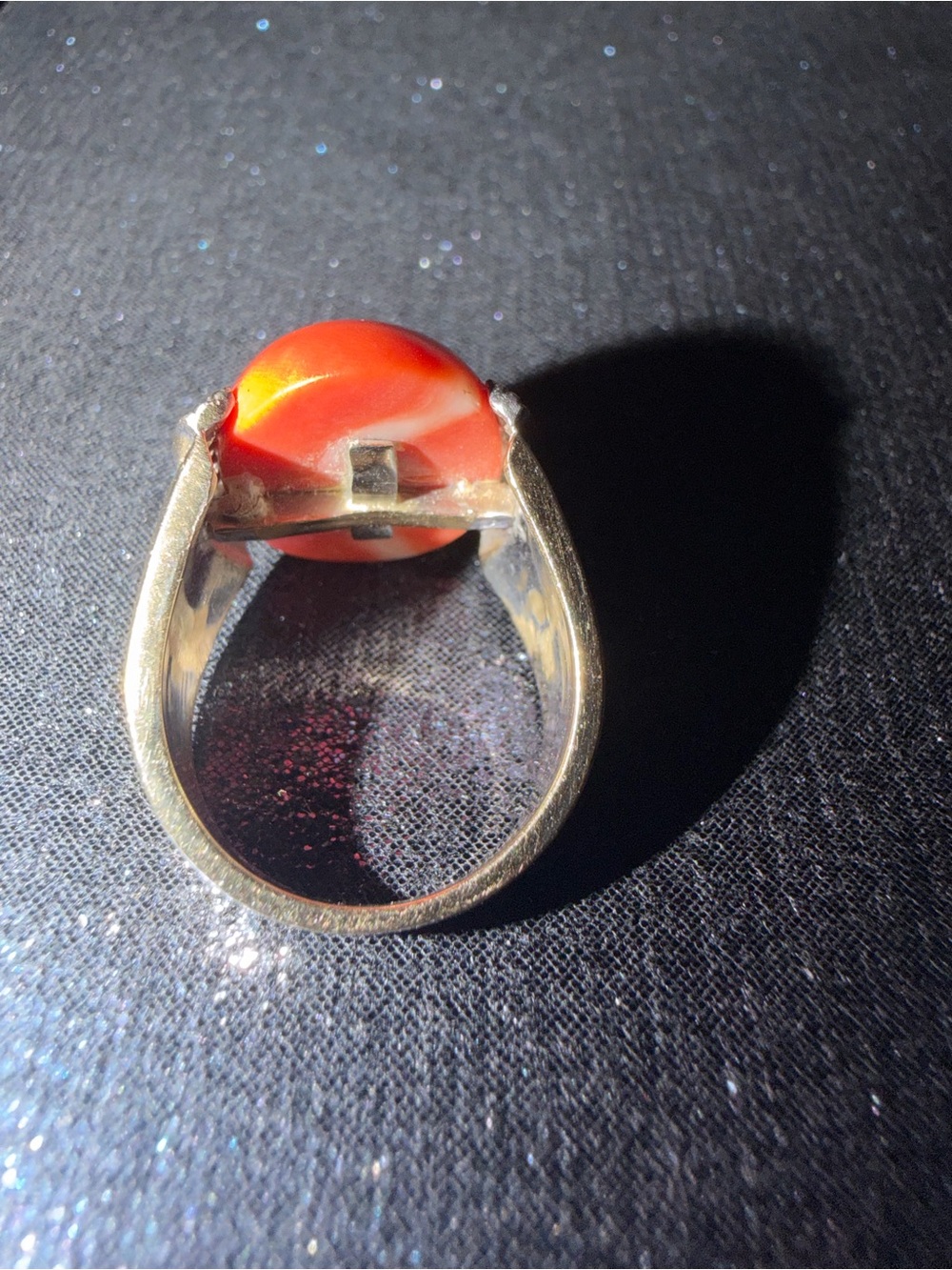 Vintage 18K GOLD Cabochon Coral with 15 Genuine Diamonds - Picture 10 of 13